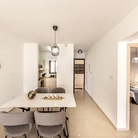 Kyklades In Kapparis Appartement Paralimni