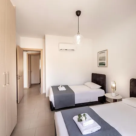 Apartman Kyklades In Kapparis